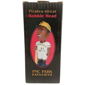 Roberto Clemente Pirates Greats Bobblehead PNC Park 2001 Stadium Giveaway